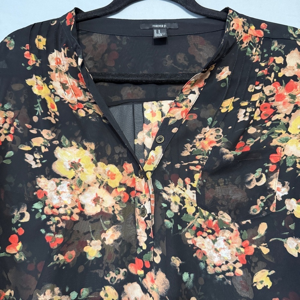 Forever 21 Womens Dark Floral Top Size Medium Sheer Forest Fairy Dark Romantic - Picture 5 of 9